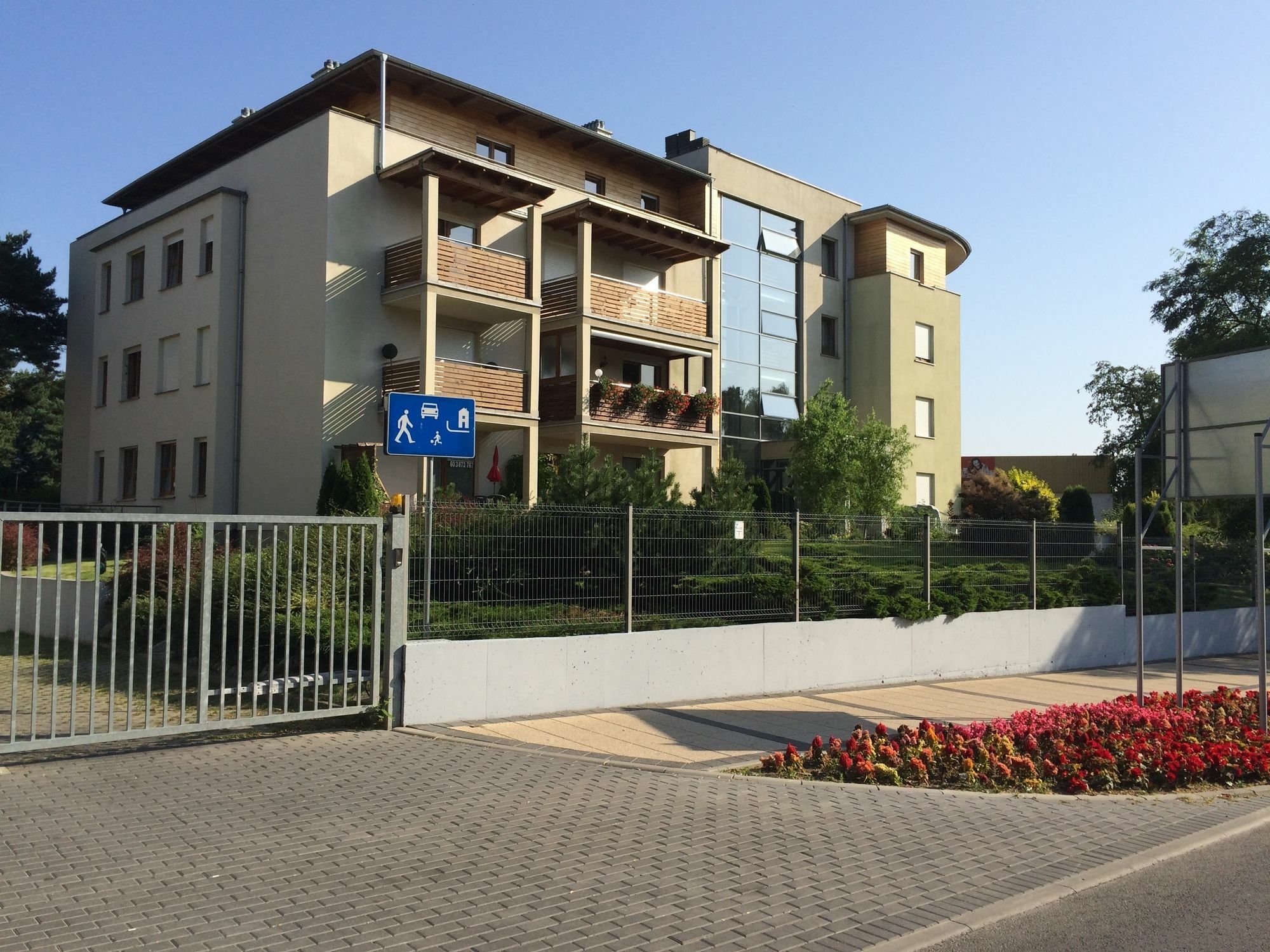 Apartament Pod Sosnami Ustka Exteriör bild