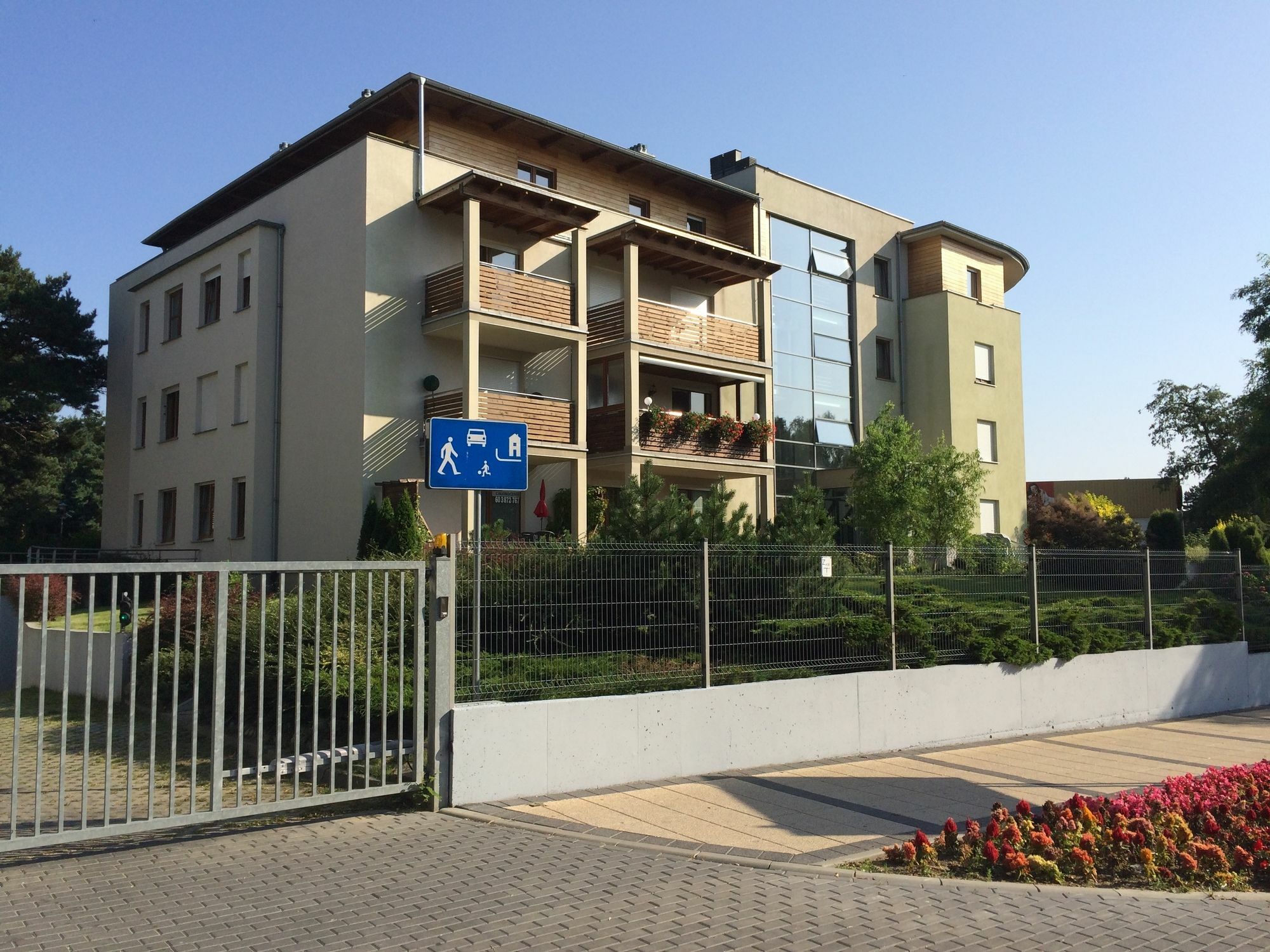 Apartament Pod Sosnami Ustka Exteriör bild